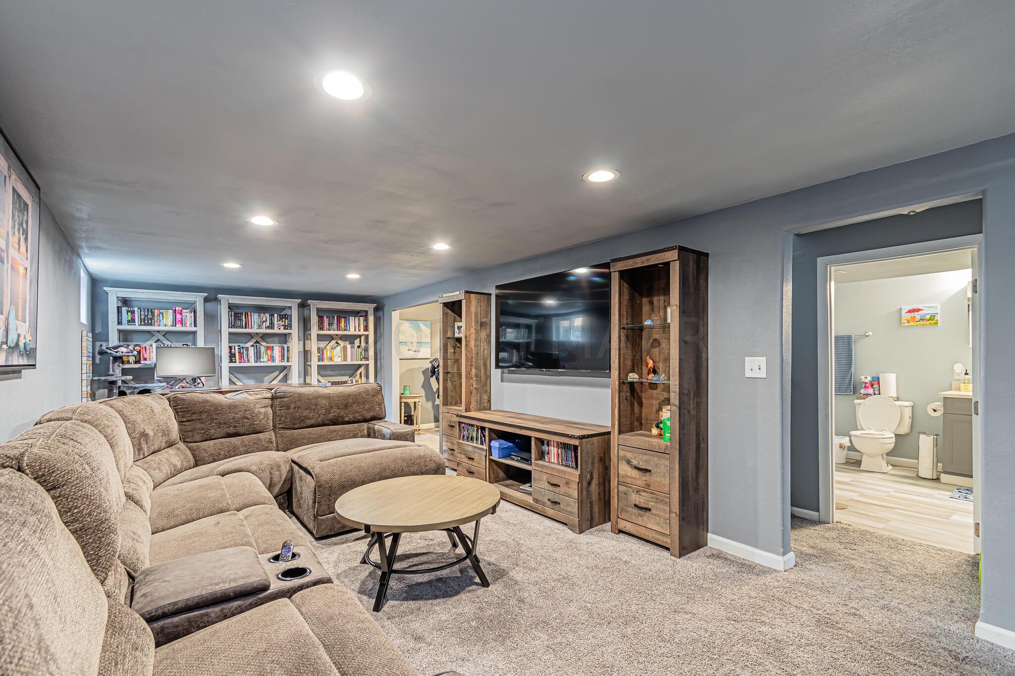 Family_Room_2