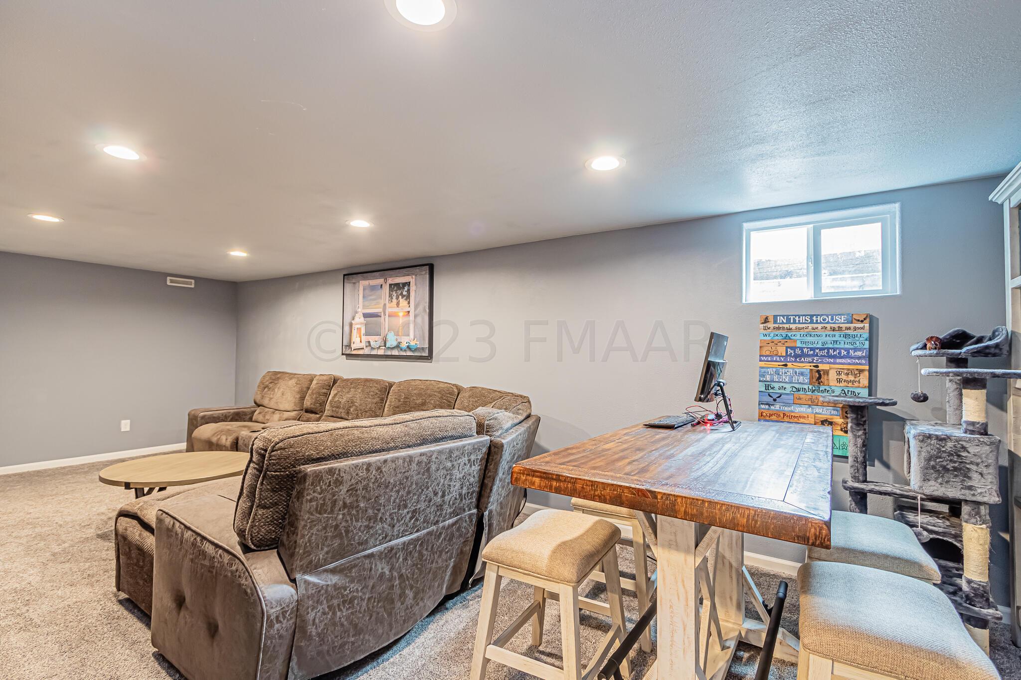 Family_Room_3