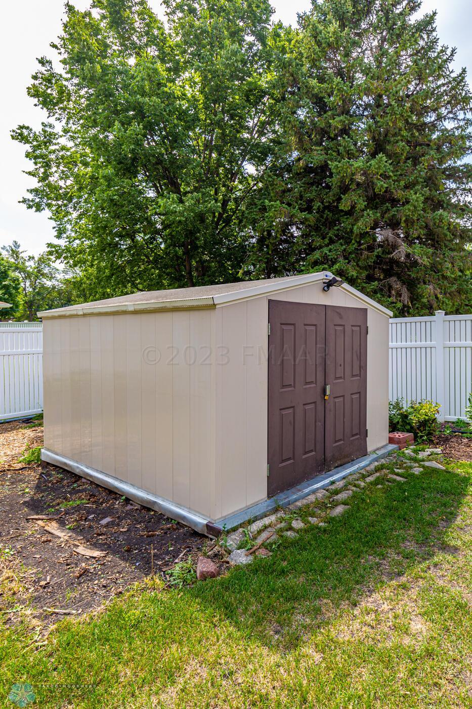 Shed