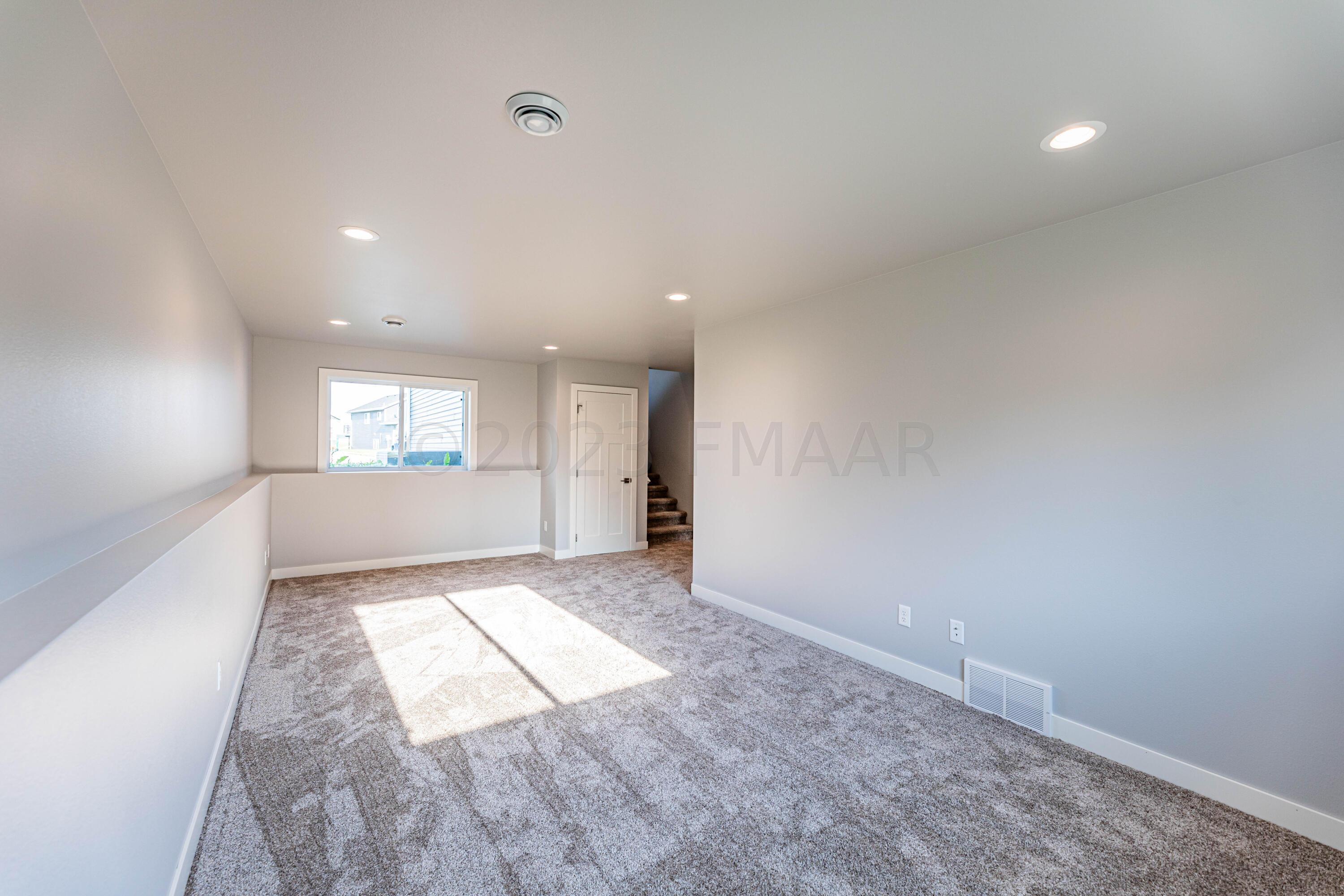 1029Highland(17of33)