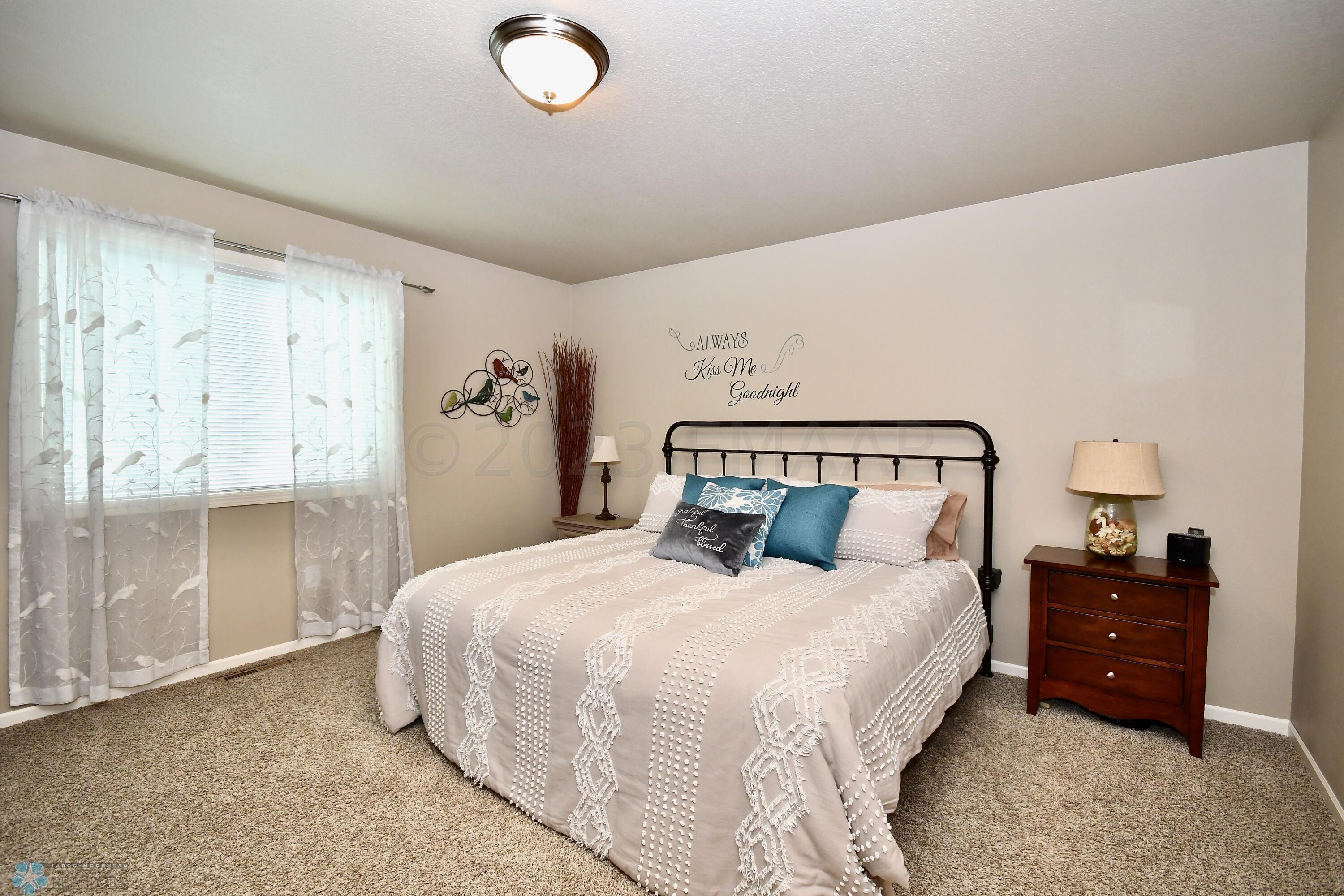6680 Deer Creek Parkway S Fargo