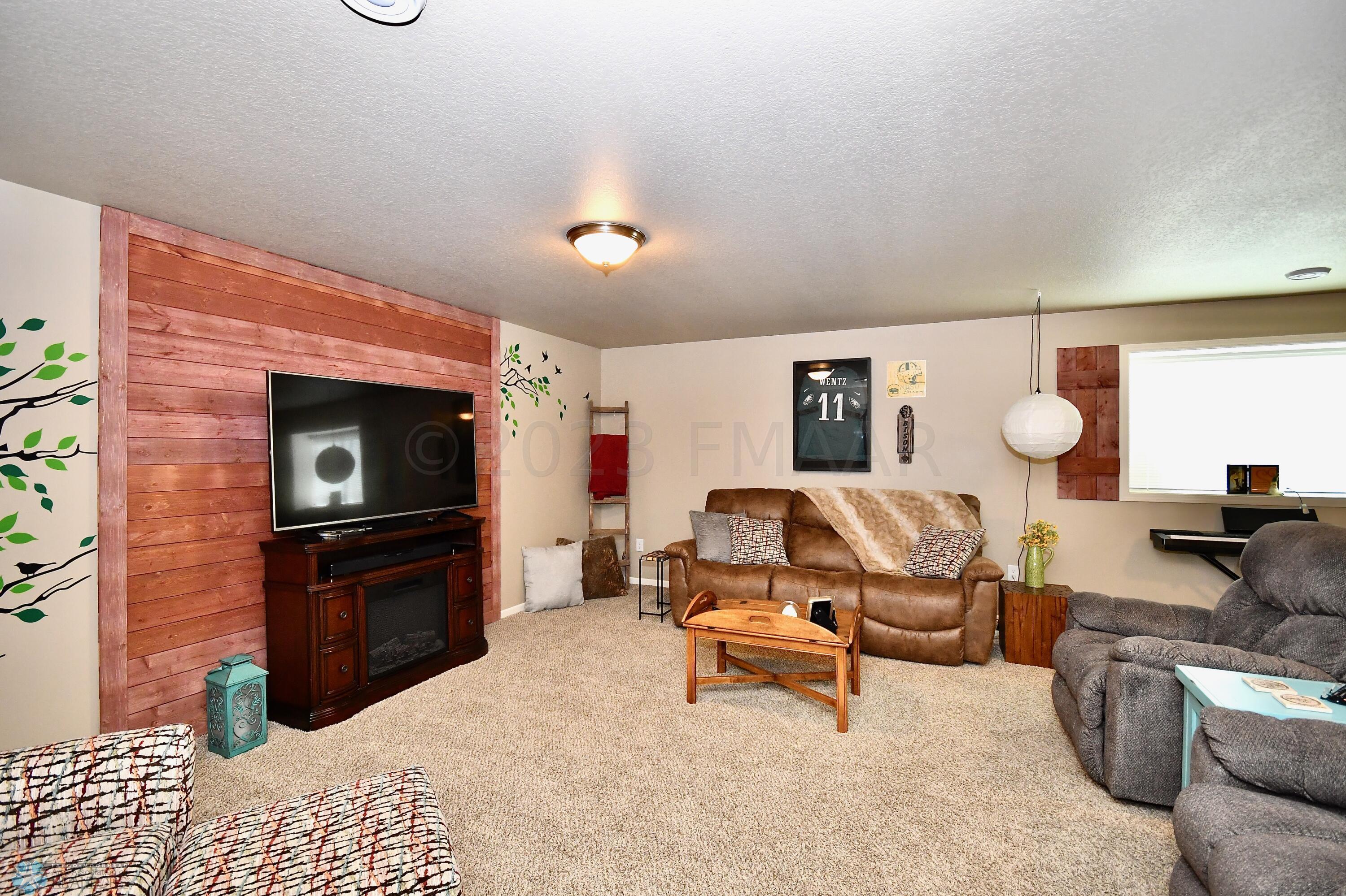 6680 Deer Creek Parkway S Fargo