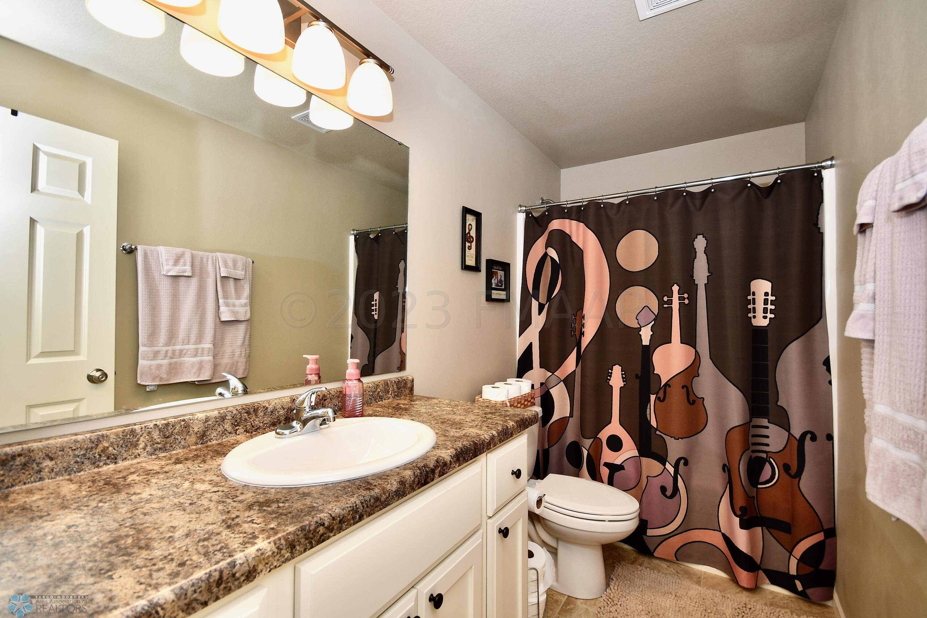 6680 Deer Creek Parkway S Fargo