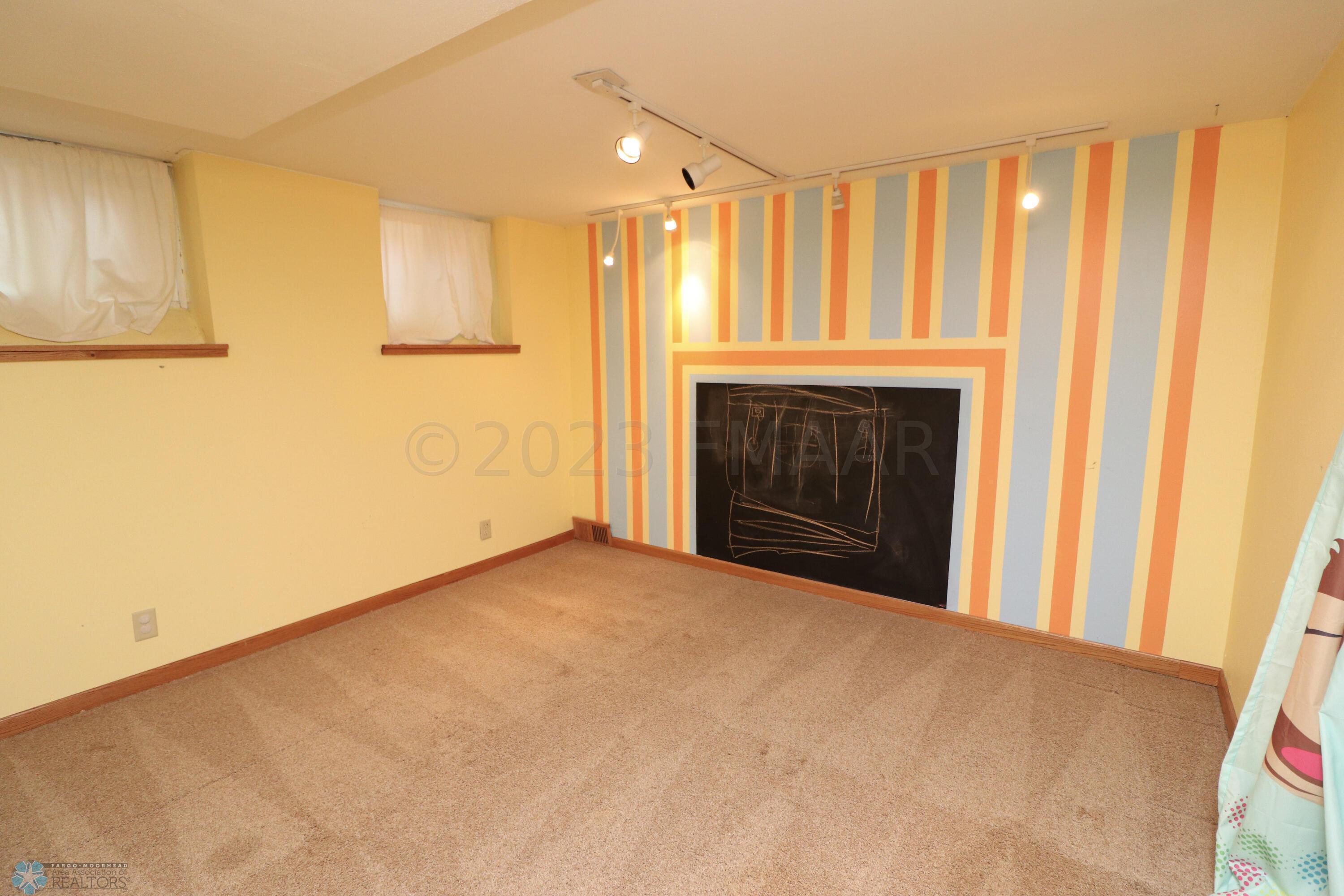 Potential 4th bedroom