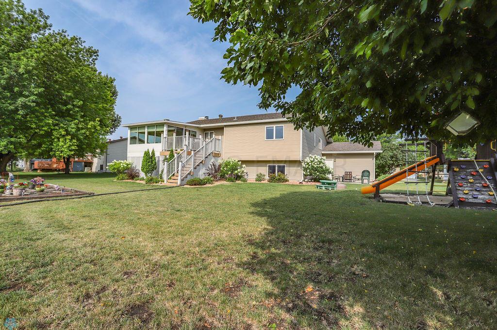 1605 14th St E, West Fargo