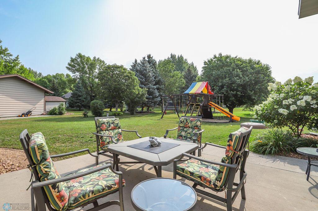 1605 14th St E, West Fargo