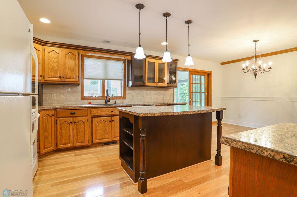 1605 14th St E, West Fargo