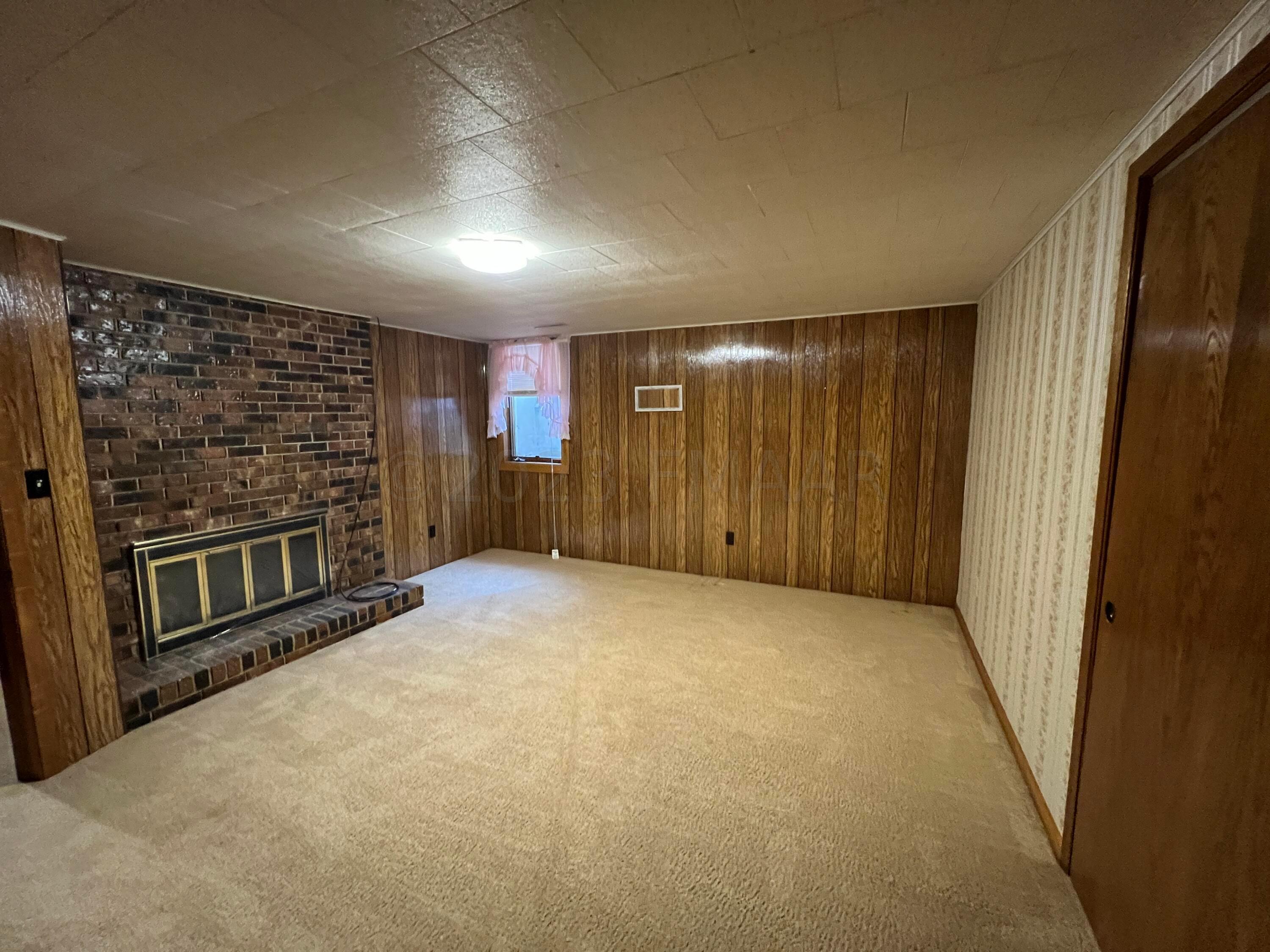 Family Room or BR 4