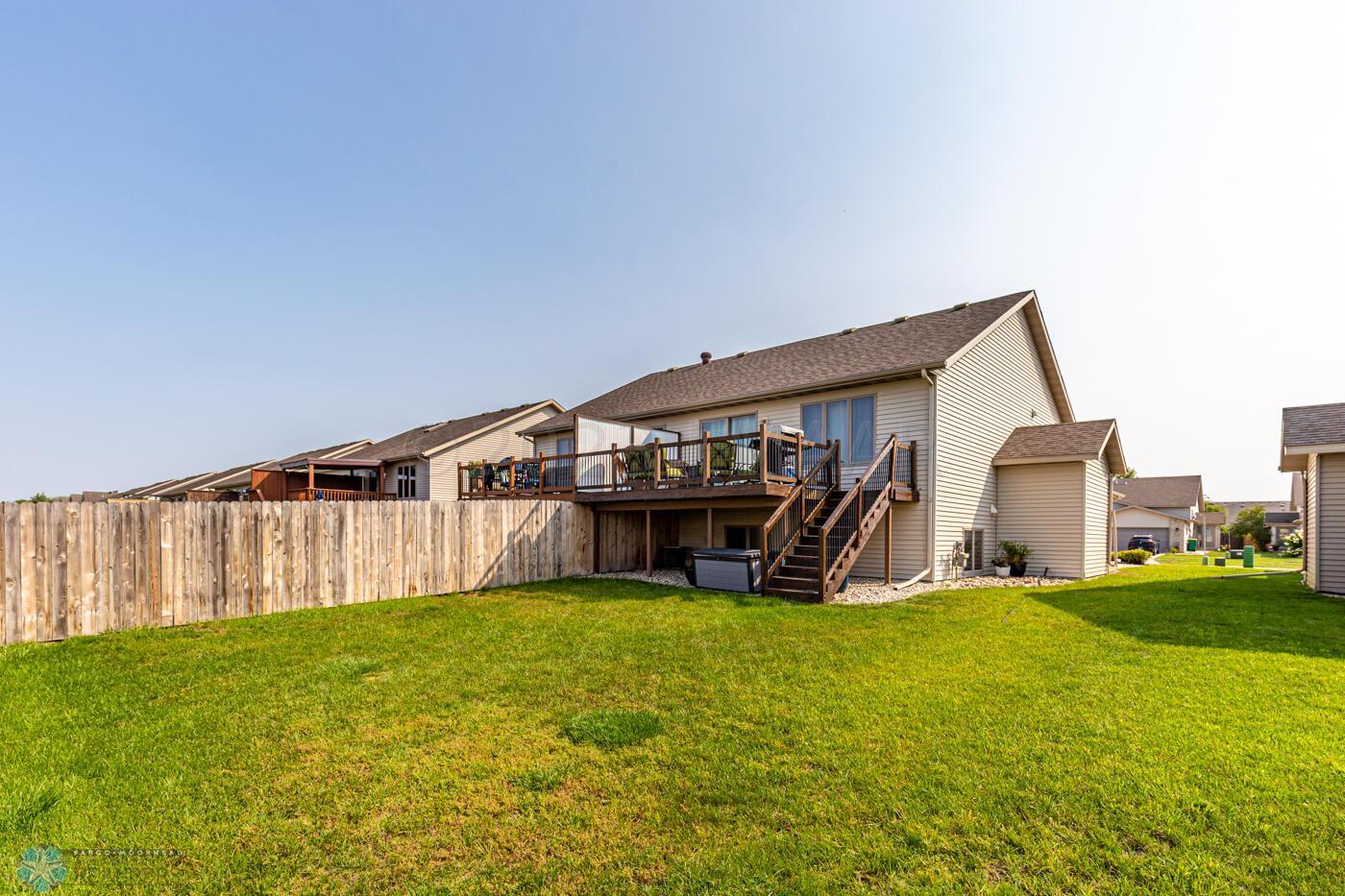 (25) Backyard