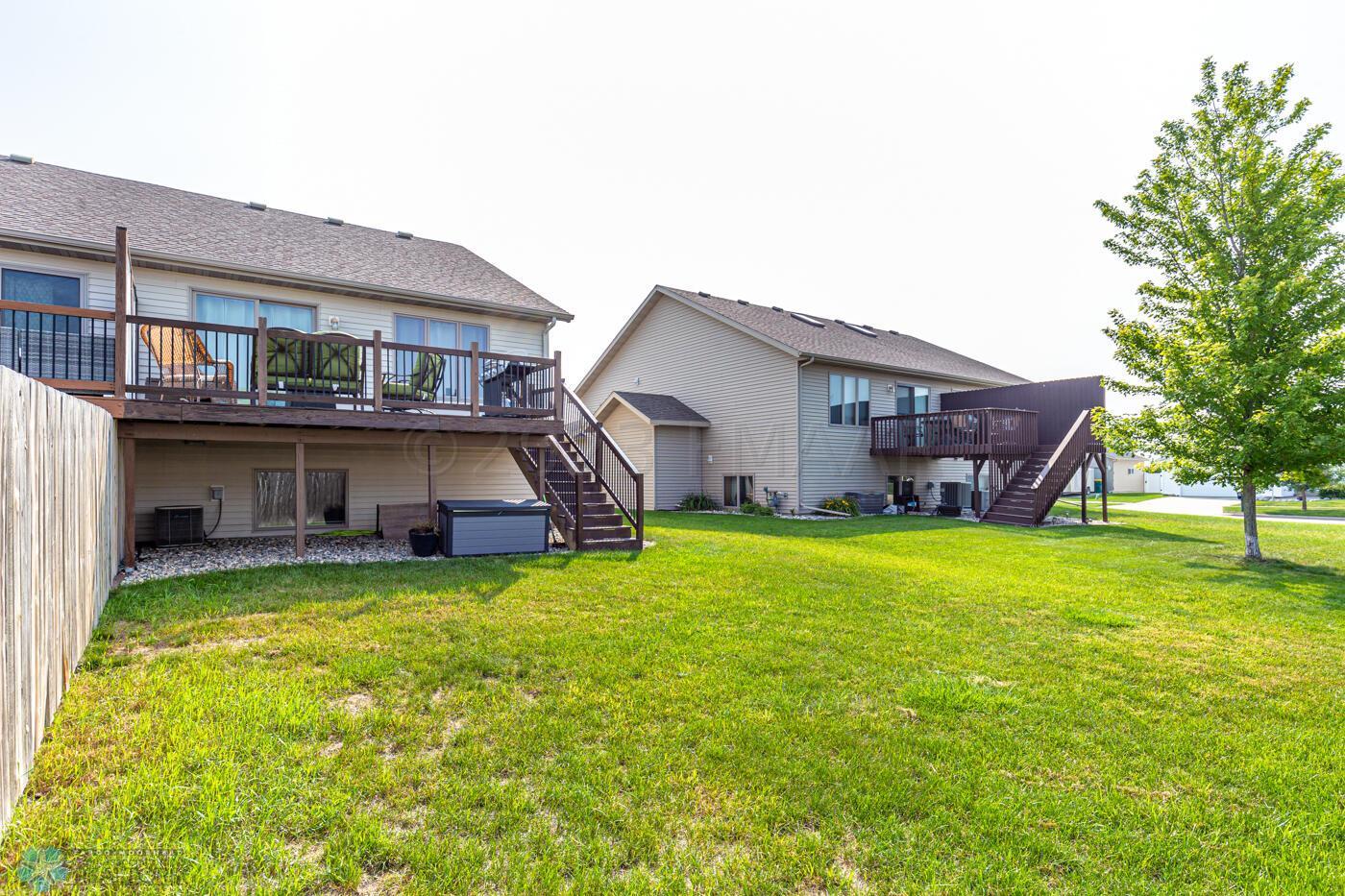 (26) Backyard
