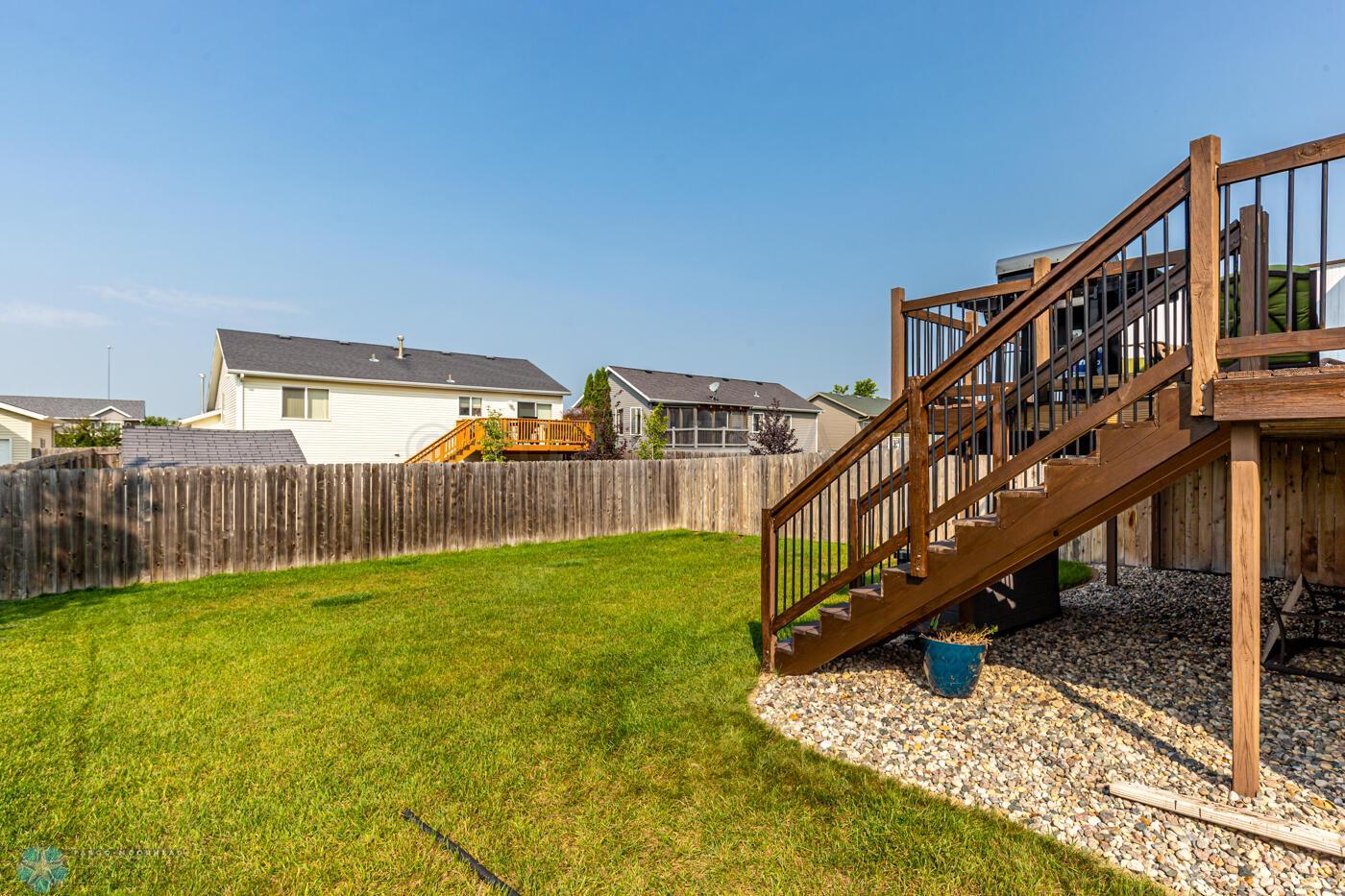(27) Backyard
