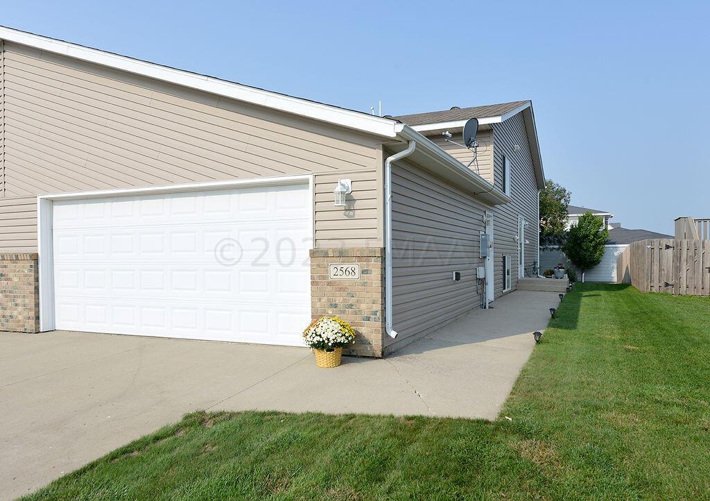 Property photo for 2568 AMBER VALLEY Court S, Fargo, ND 58104