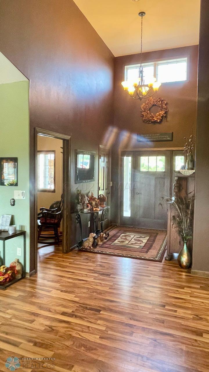 (18) Front Entry