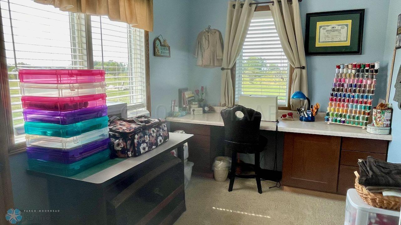 (23) Master Sitting Room