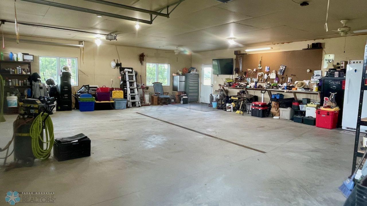 (49) 3 Stall Garage with Floor Drain
