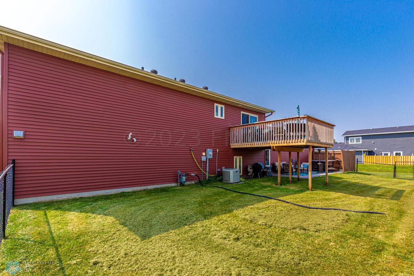 Exterior-5