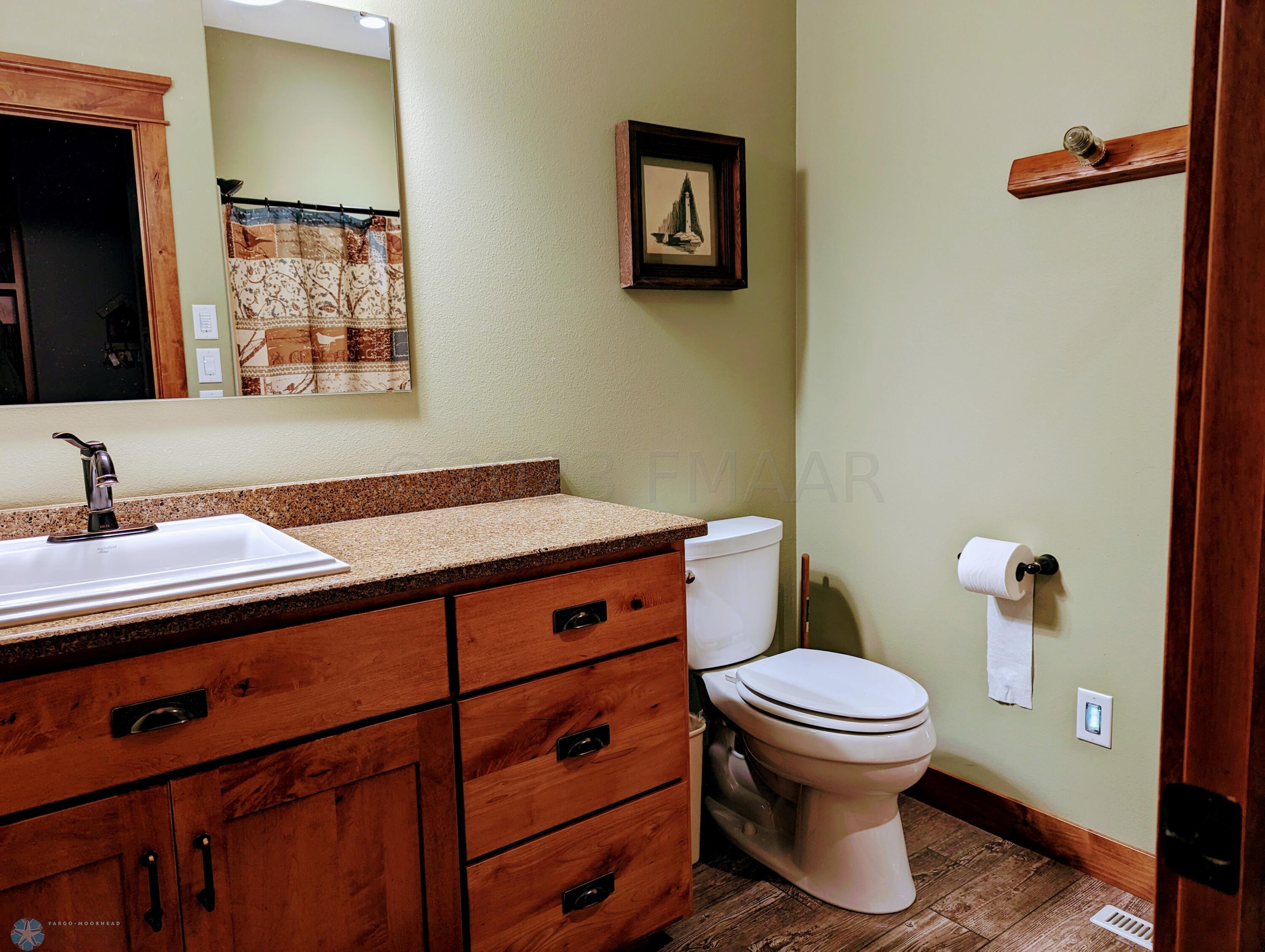 mainfloorbath2