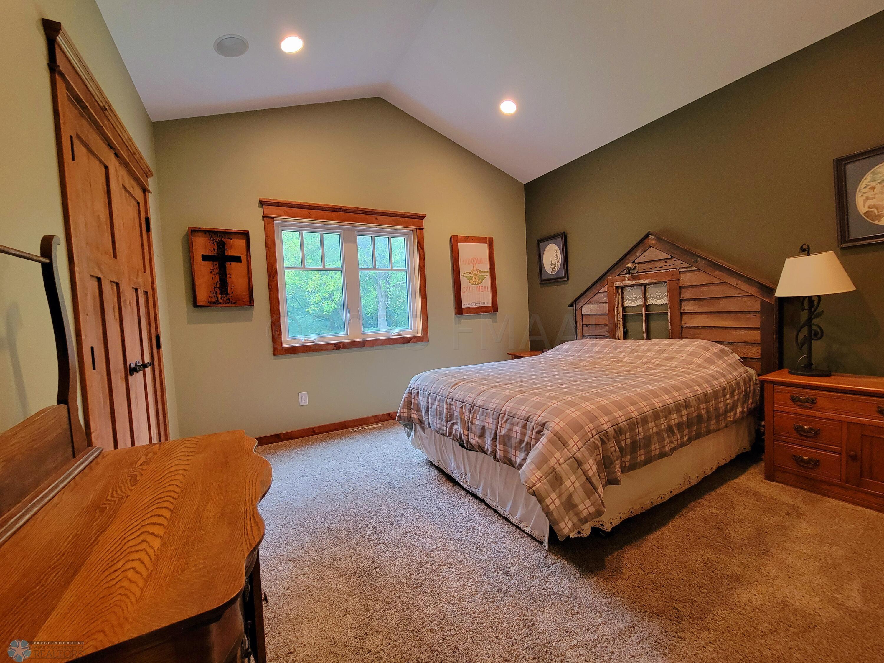 Mainfloorbed