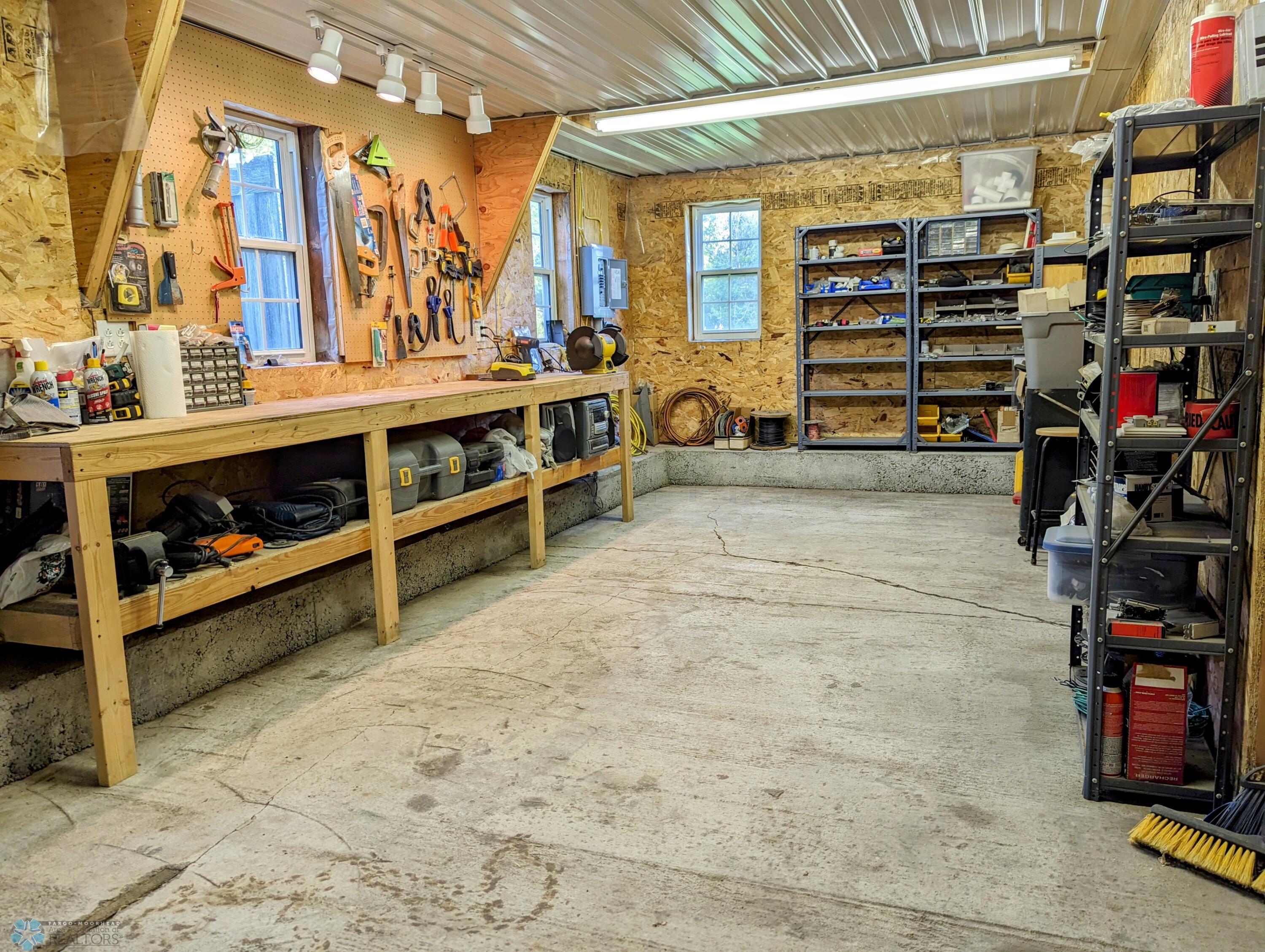 barnshop