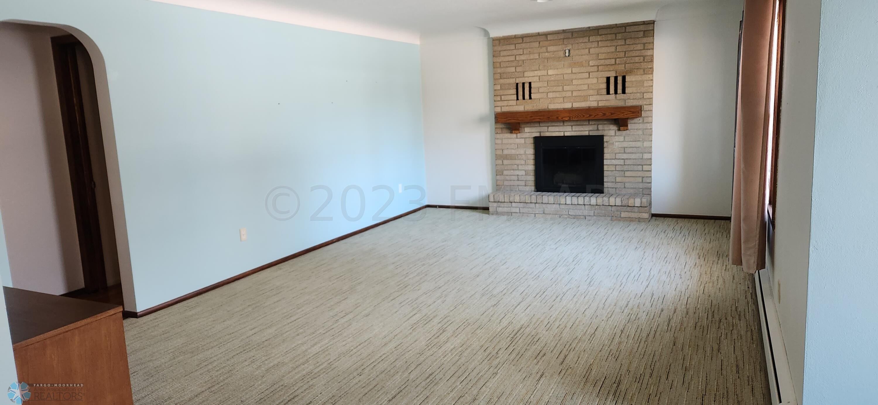Living Room Pic #1