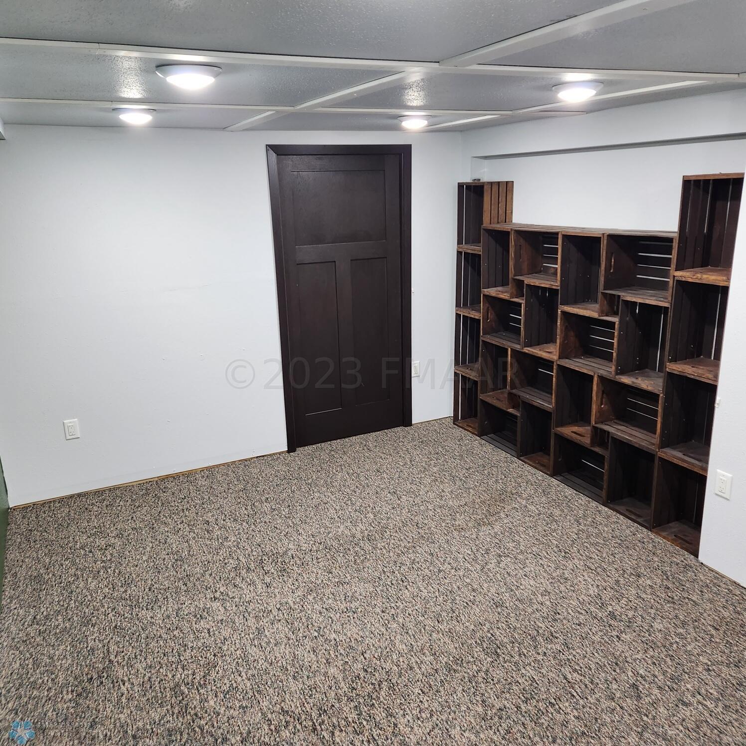 Basement Room 2 - Pic #2