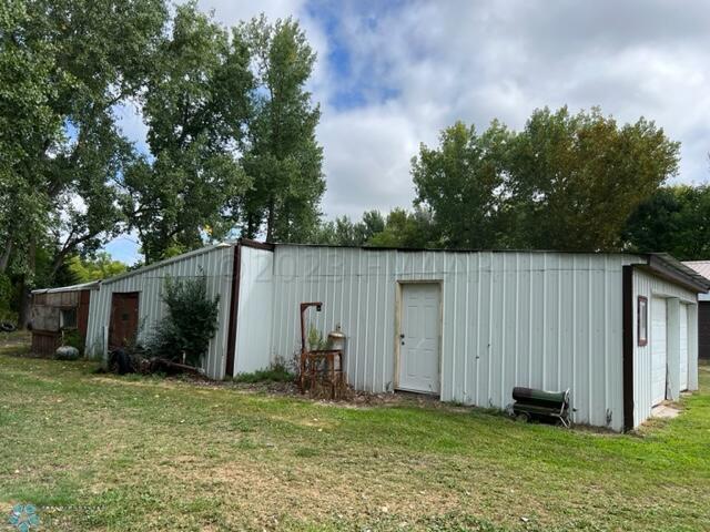 Garage 2