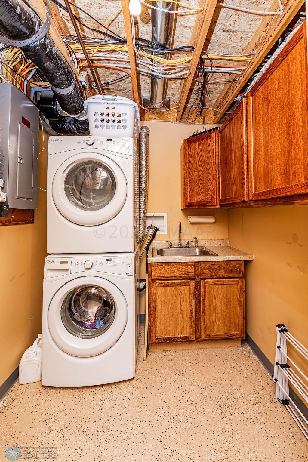 Nice Laundry Rm W/D Stay