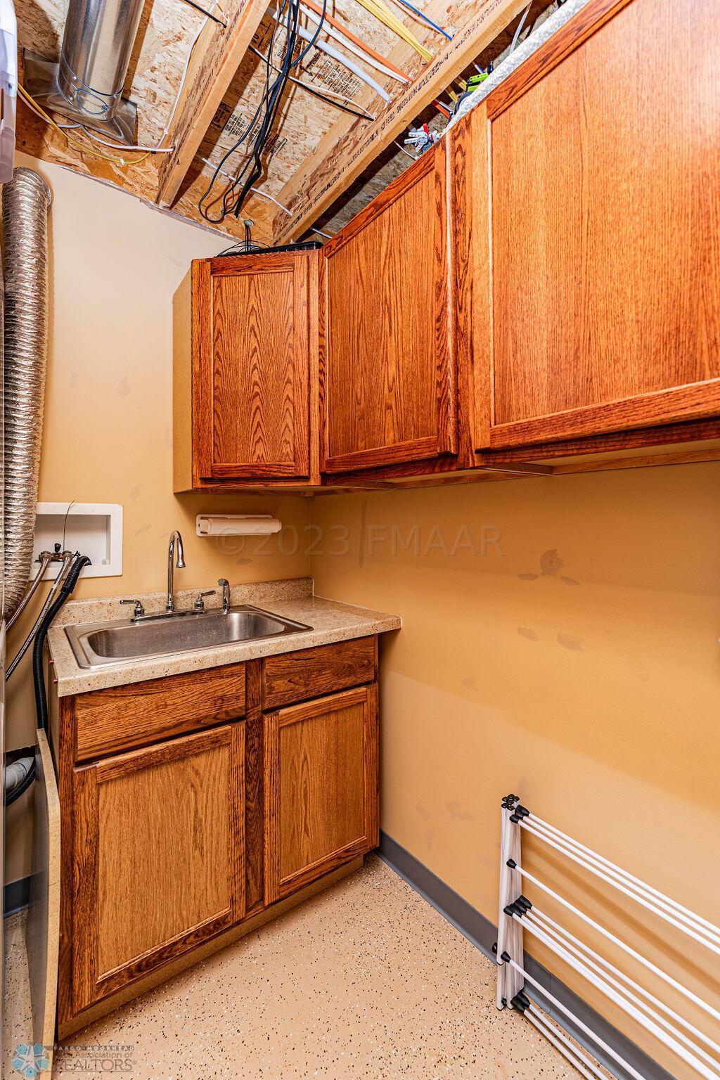 Great Laundry Rm Sink