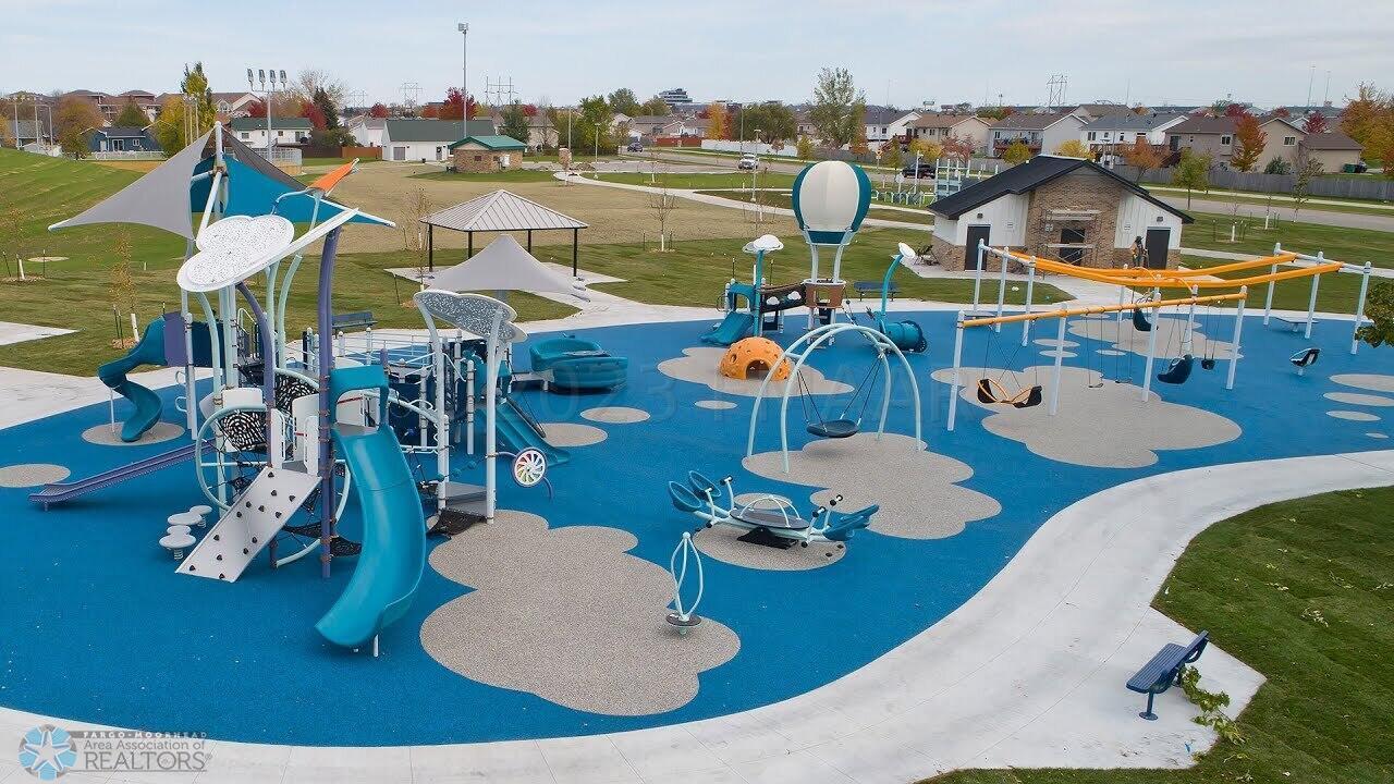 Nearby Maplewood Park