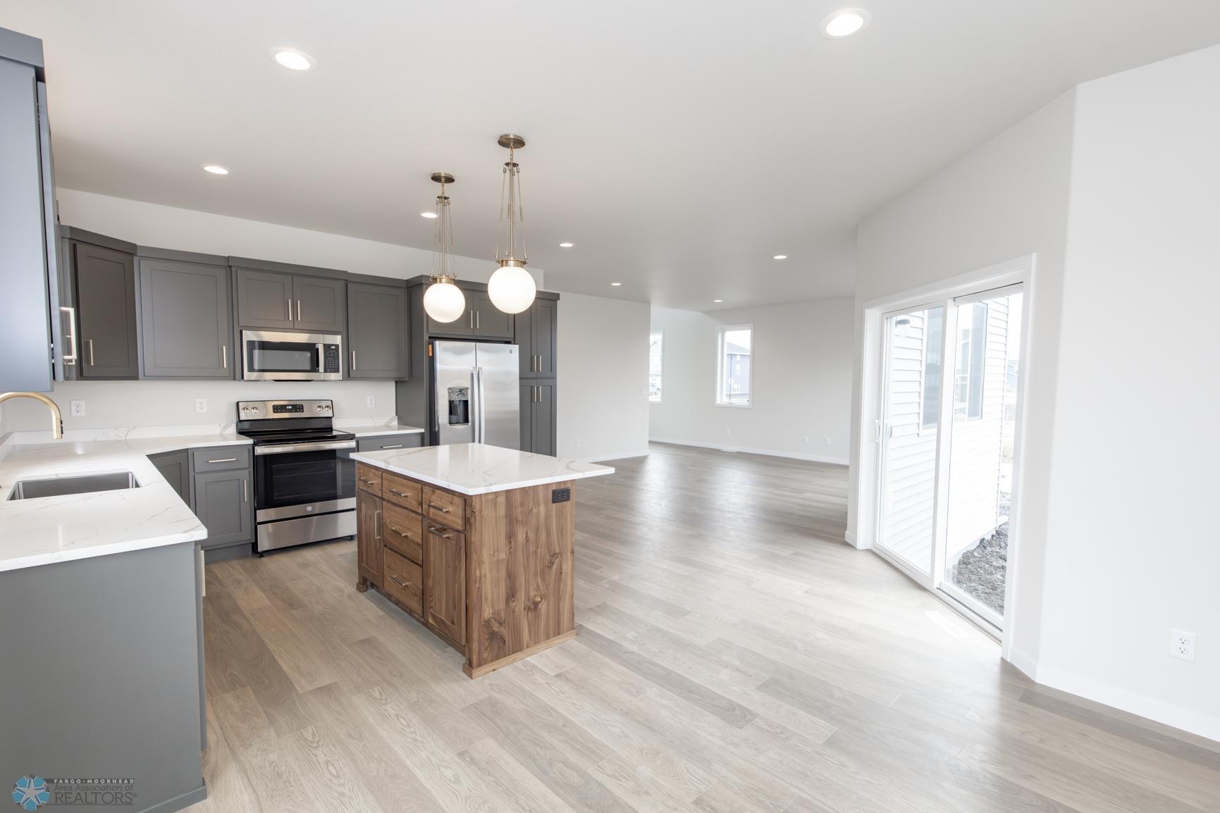 Kitchen/Dining