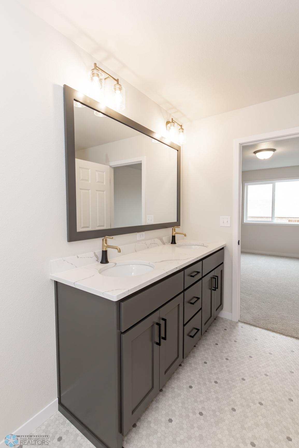Master Bath - Full