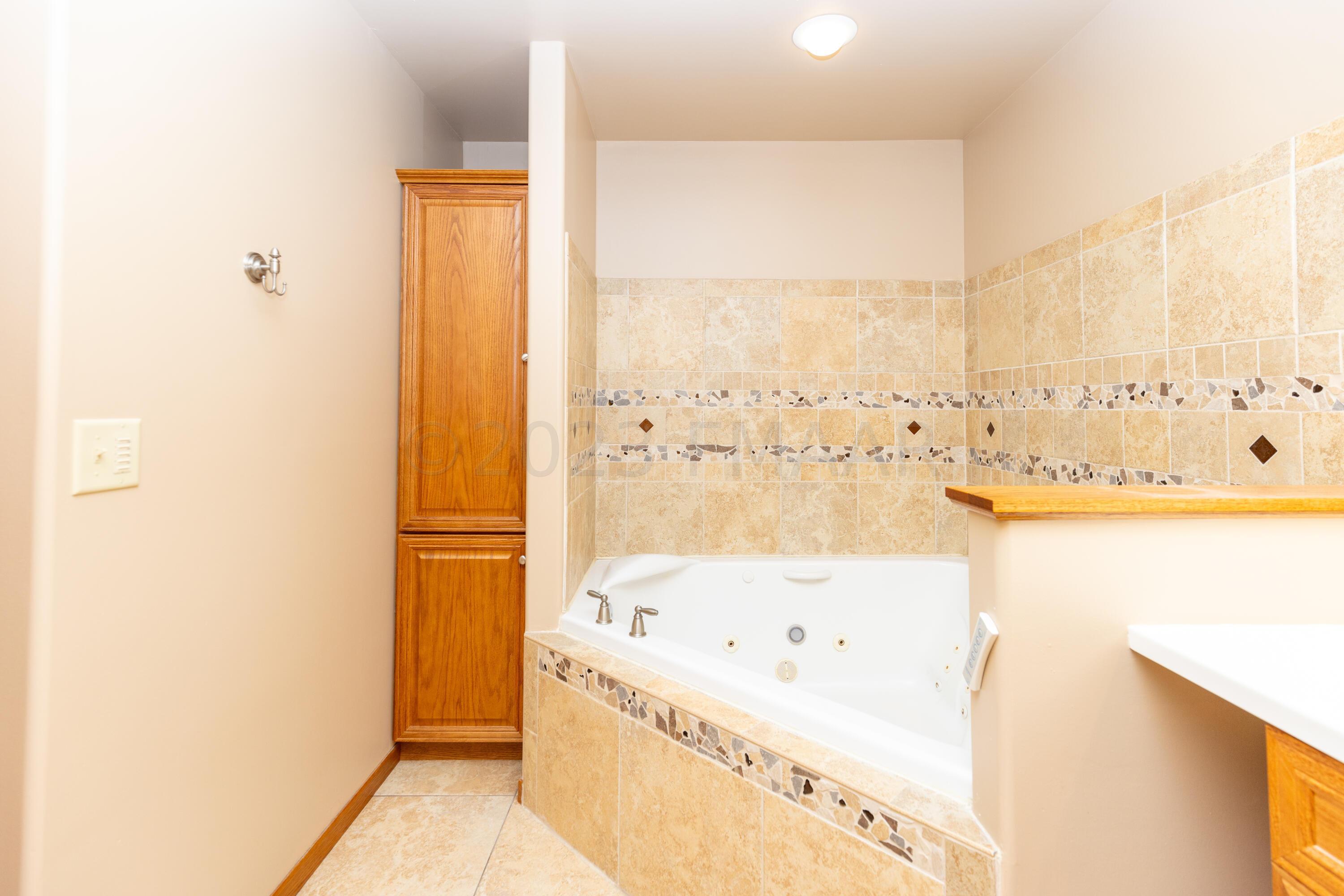 Whirlpool Tub