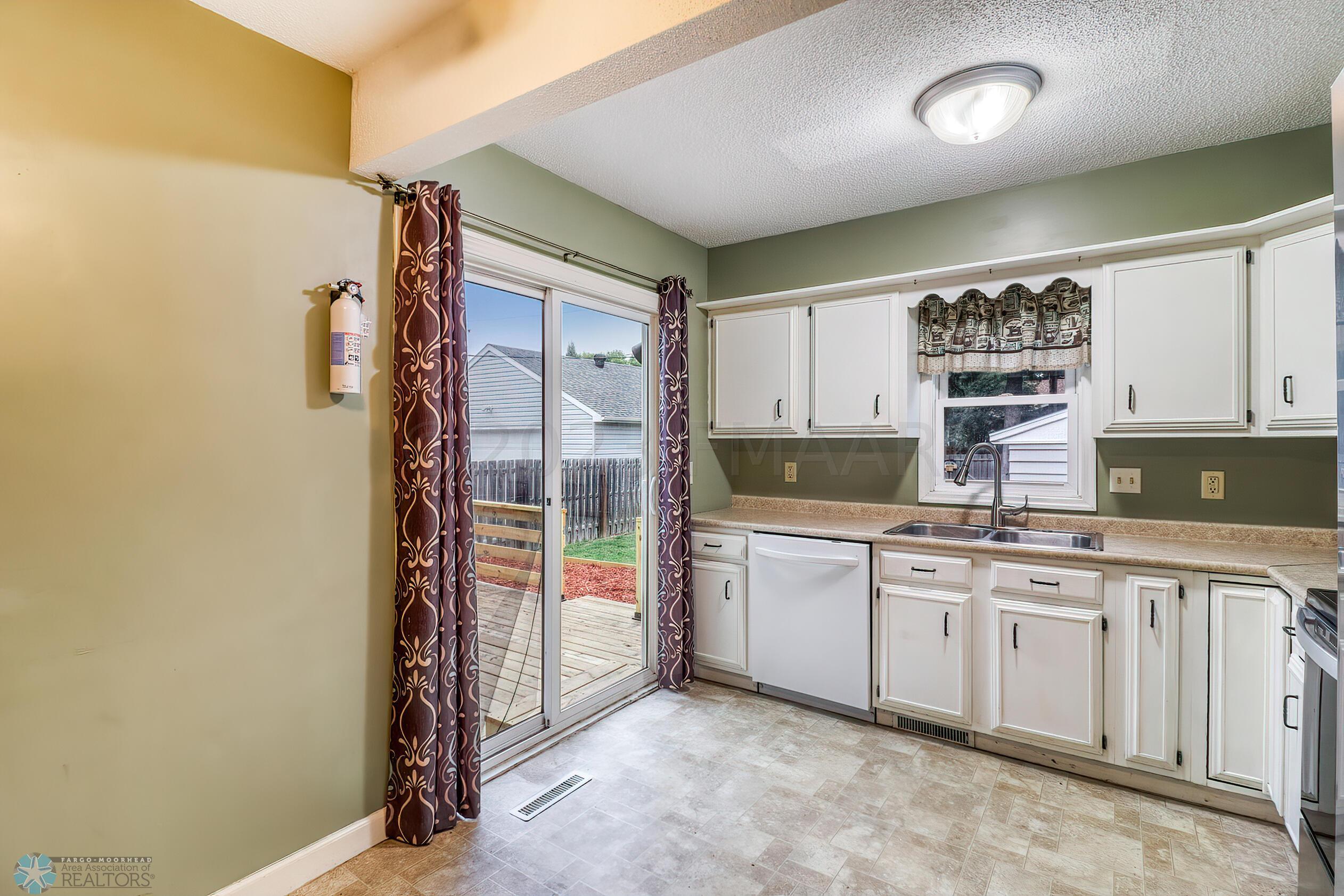 Kitchen1_2