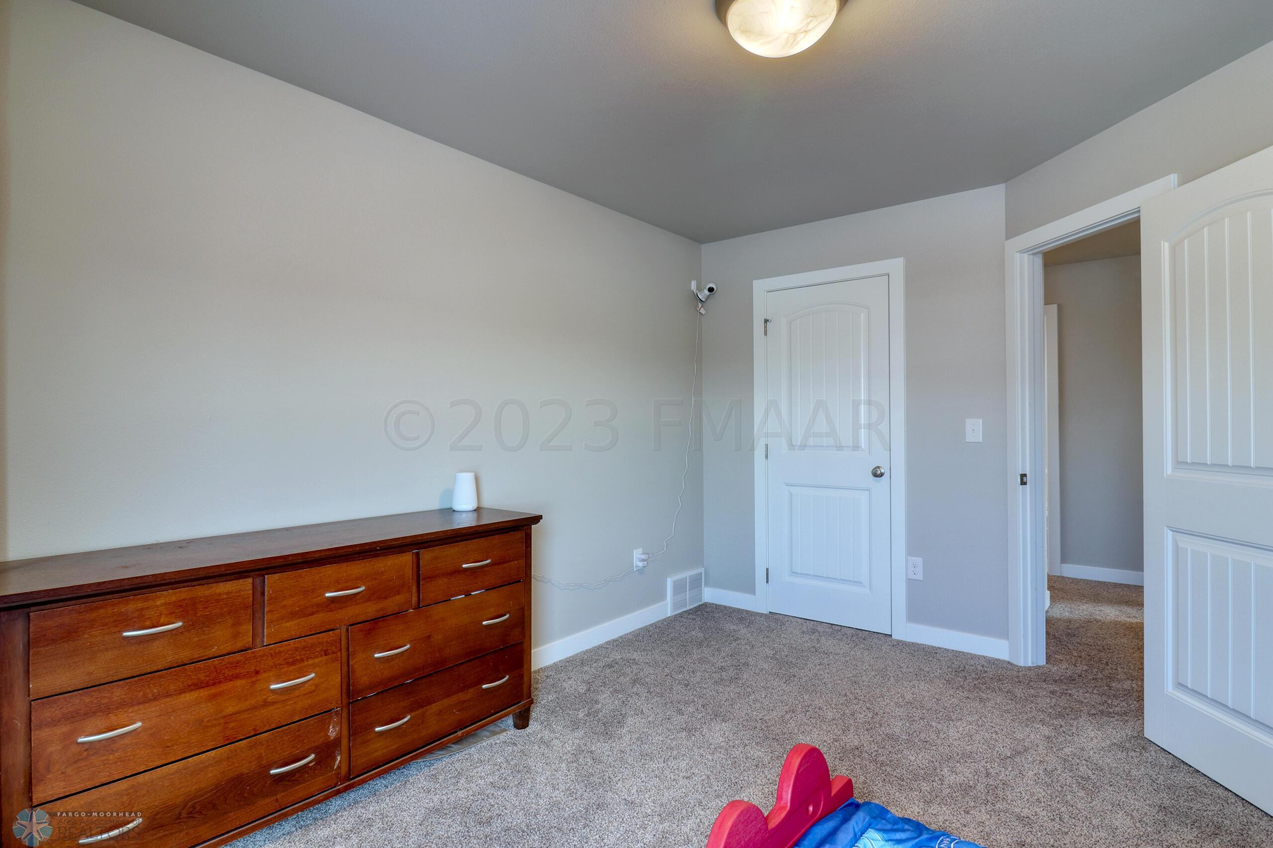 Bedroom3_2