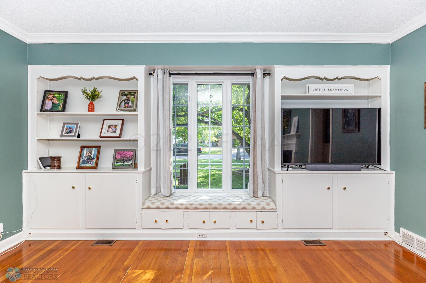 Built-In Cabinet