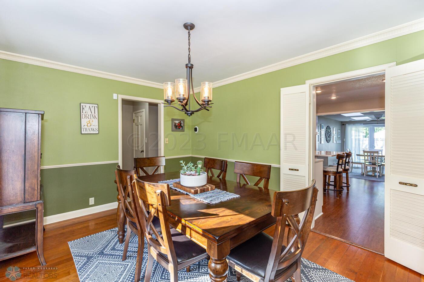 Formal Dining