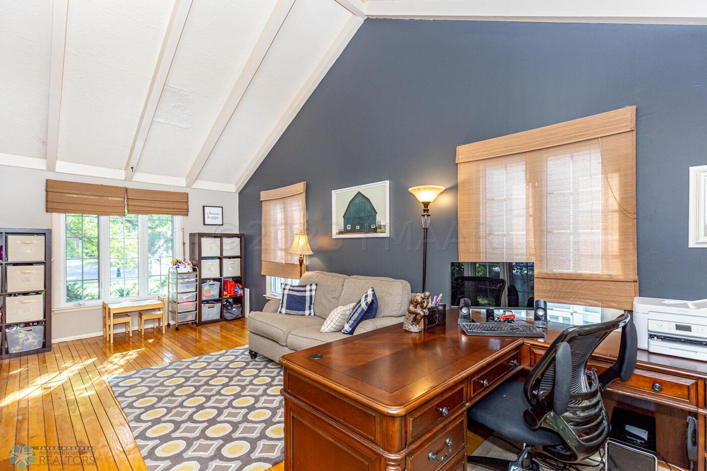 Office/Flex Room