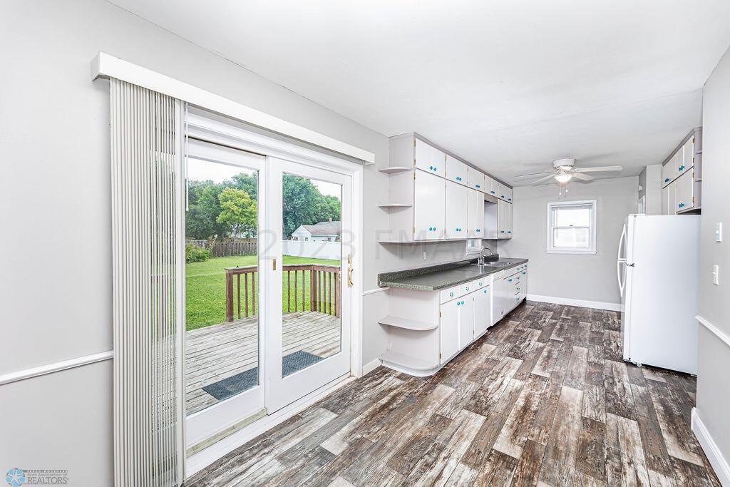 Dining & Kitchen