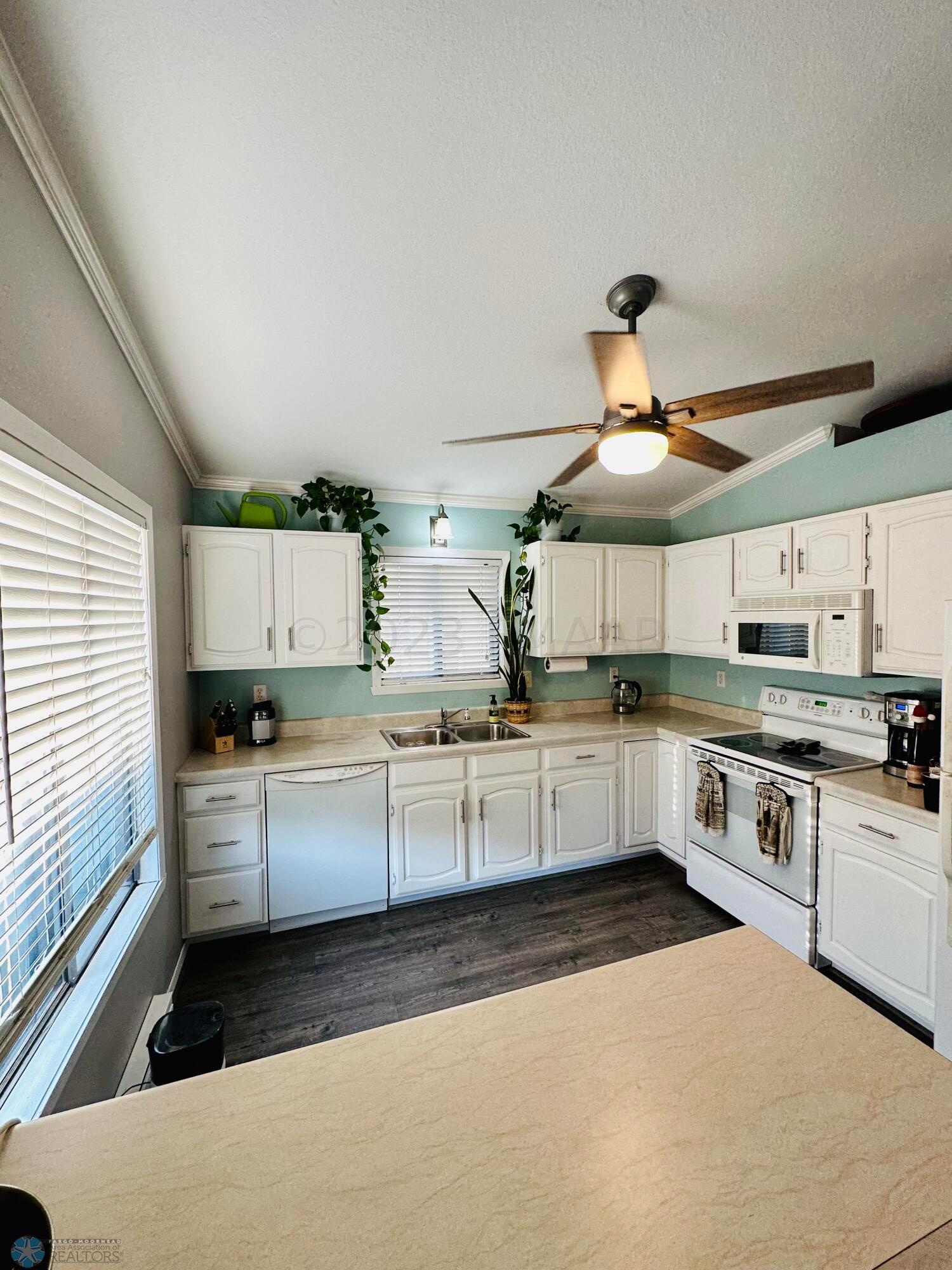 4. Kitchen 2