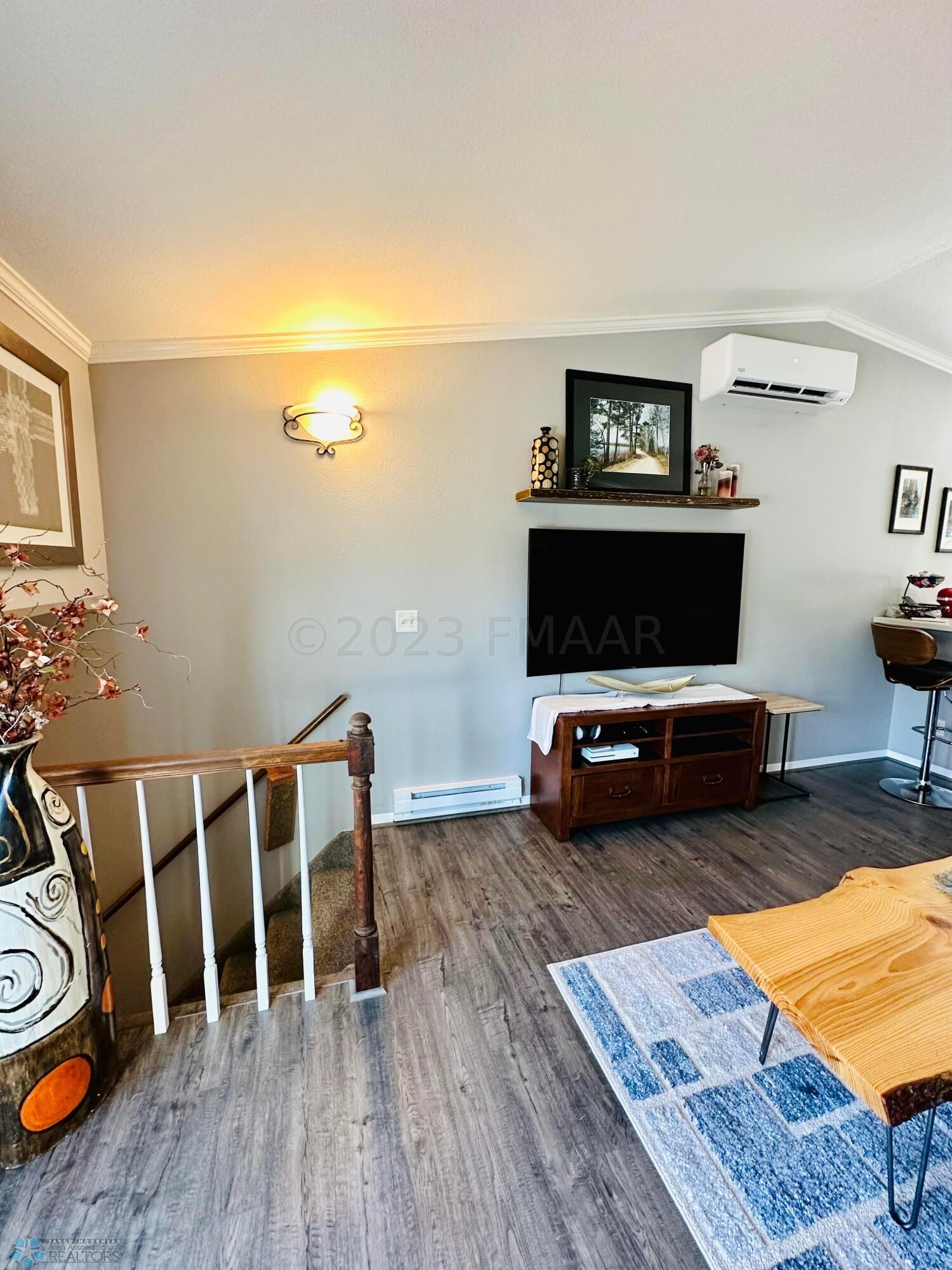 8. Livingroom 2
