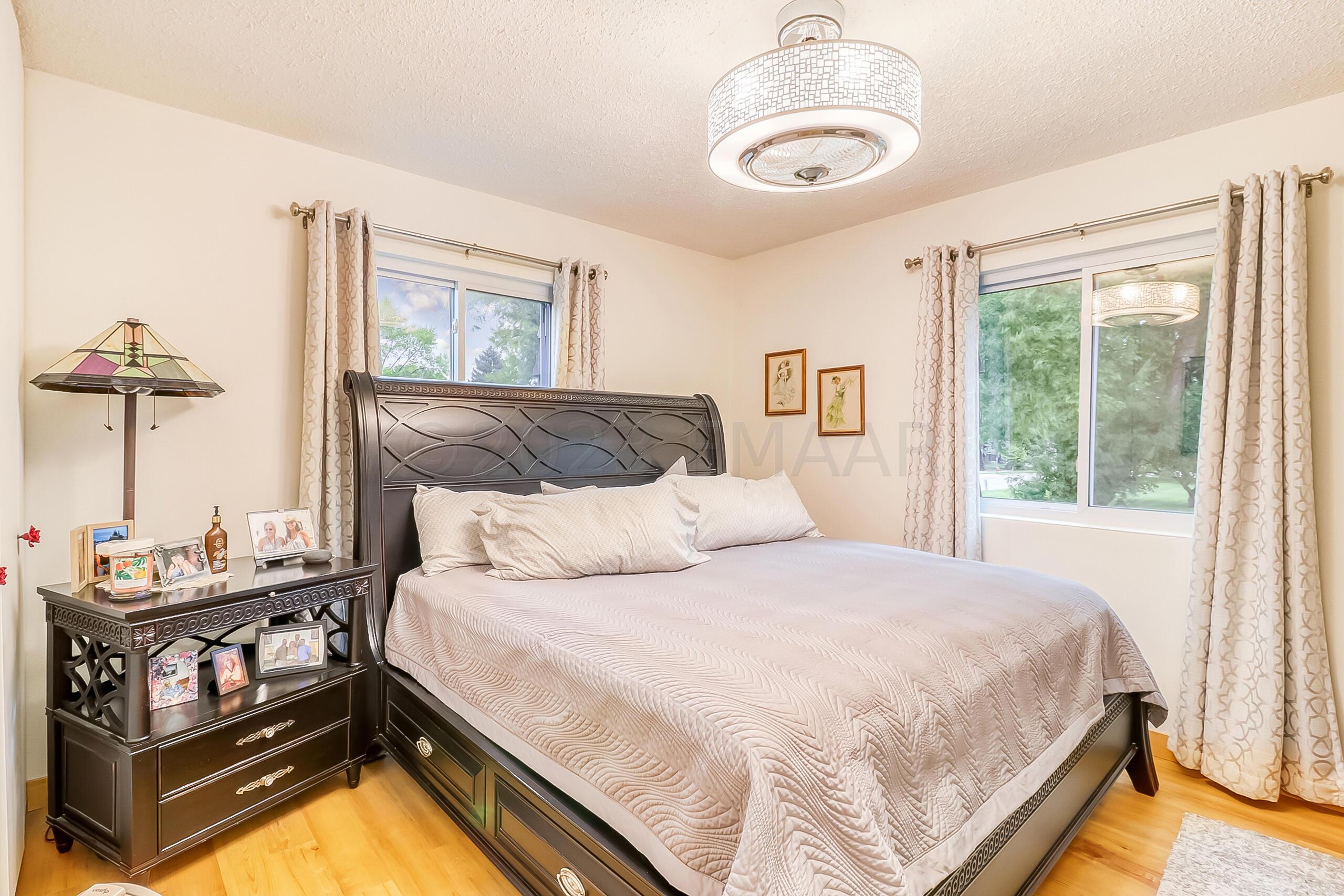 Bedroom1_1