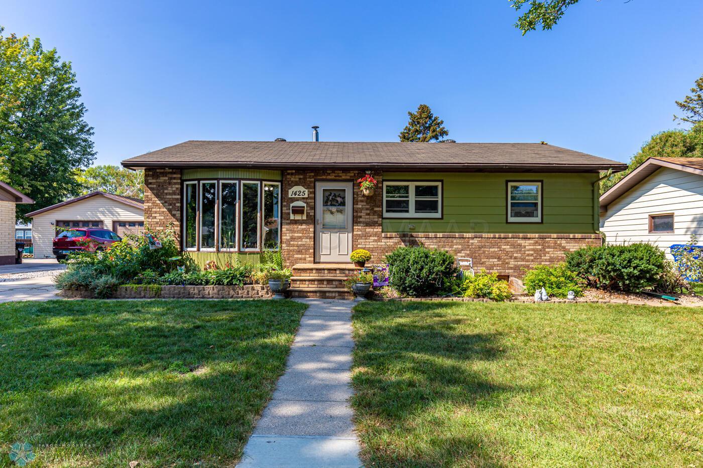 1425 20th Street South