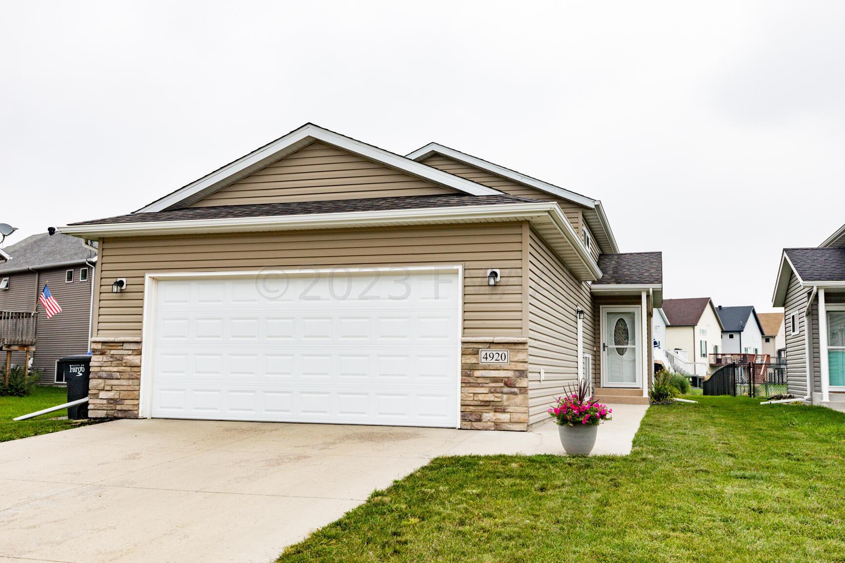 Street view/Front exterior