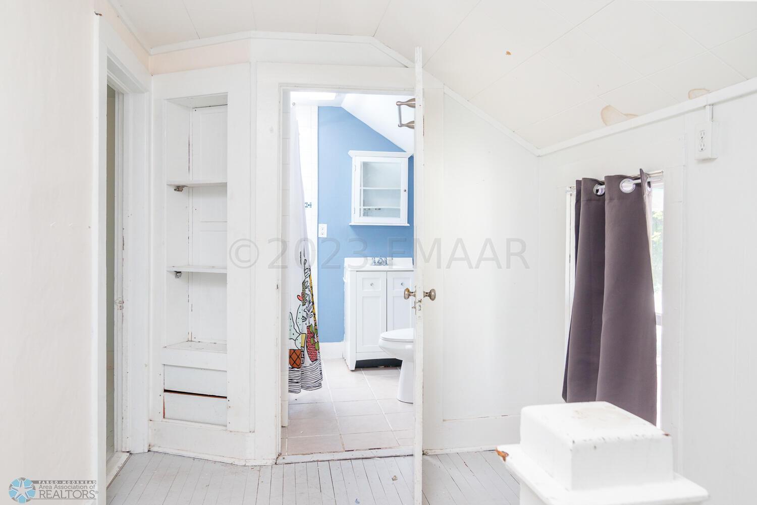 Bath Room