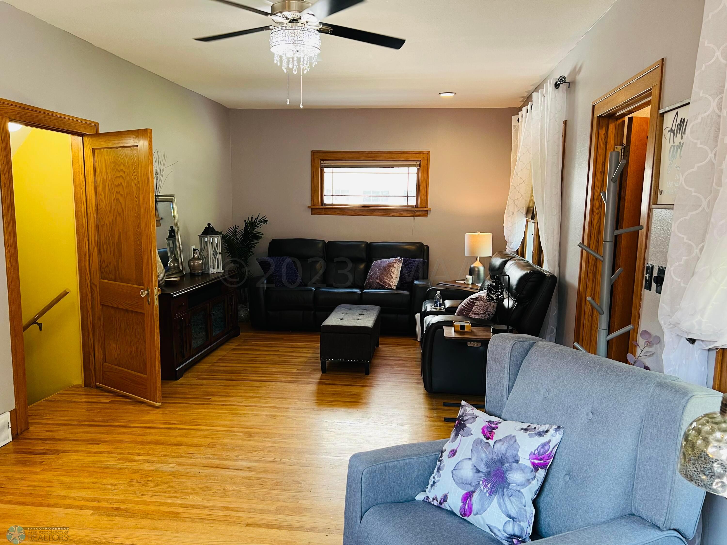 new living rm pic 2