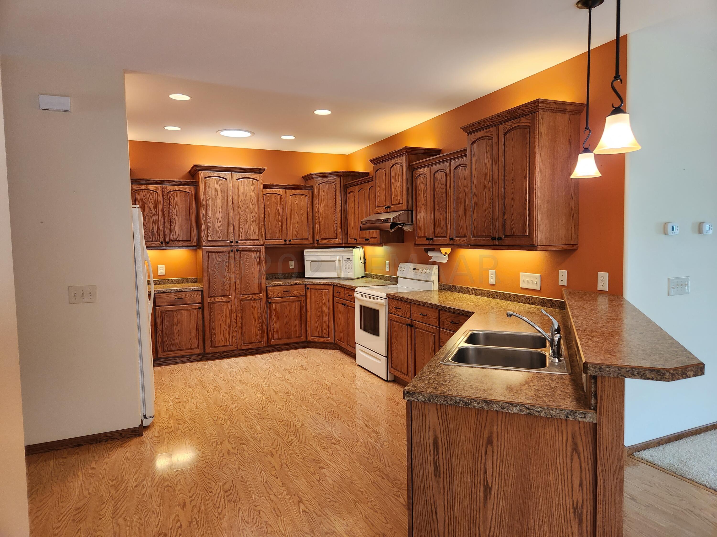 Very Large Kitchen wit Lots of Lights