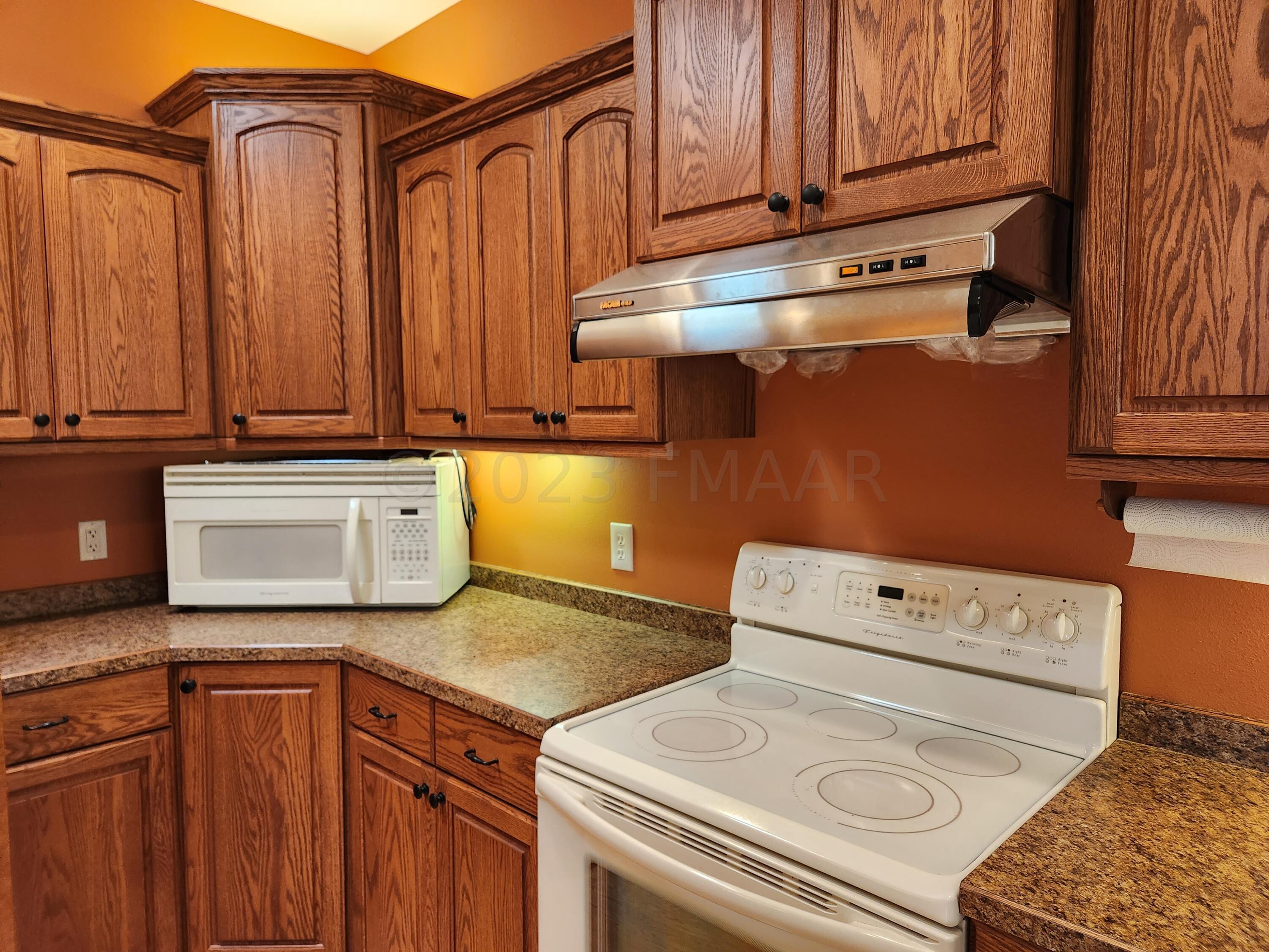 Range with Ventilation Vent