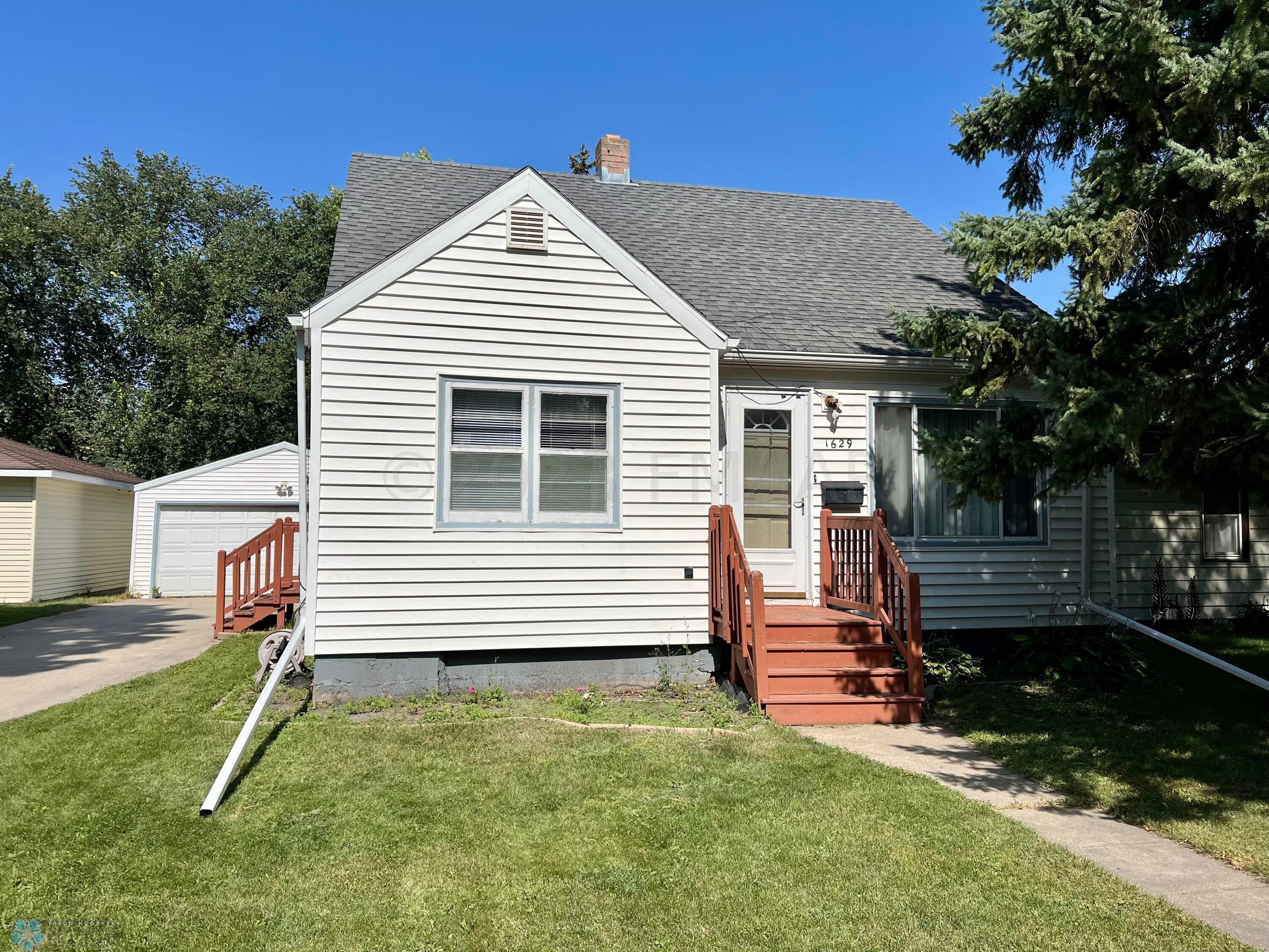 Property photo for 1629 6 Avenue S, Fargo, ND 58103