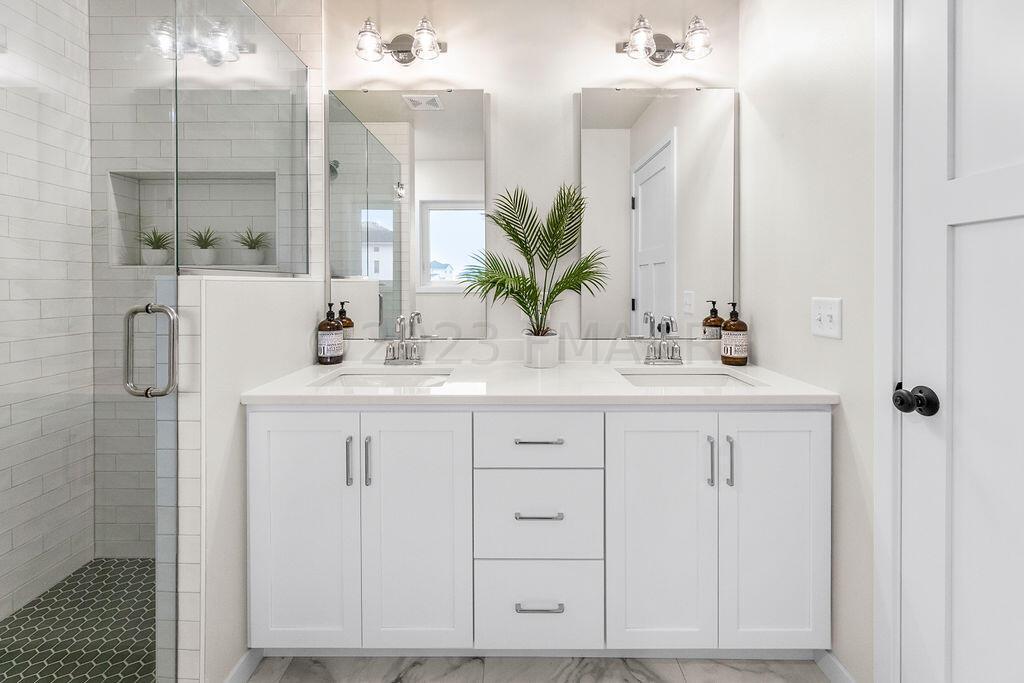 Double quartz vanity