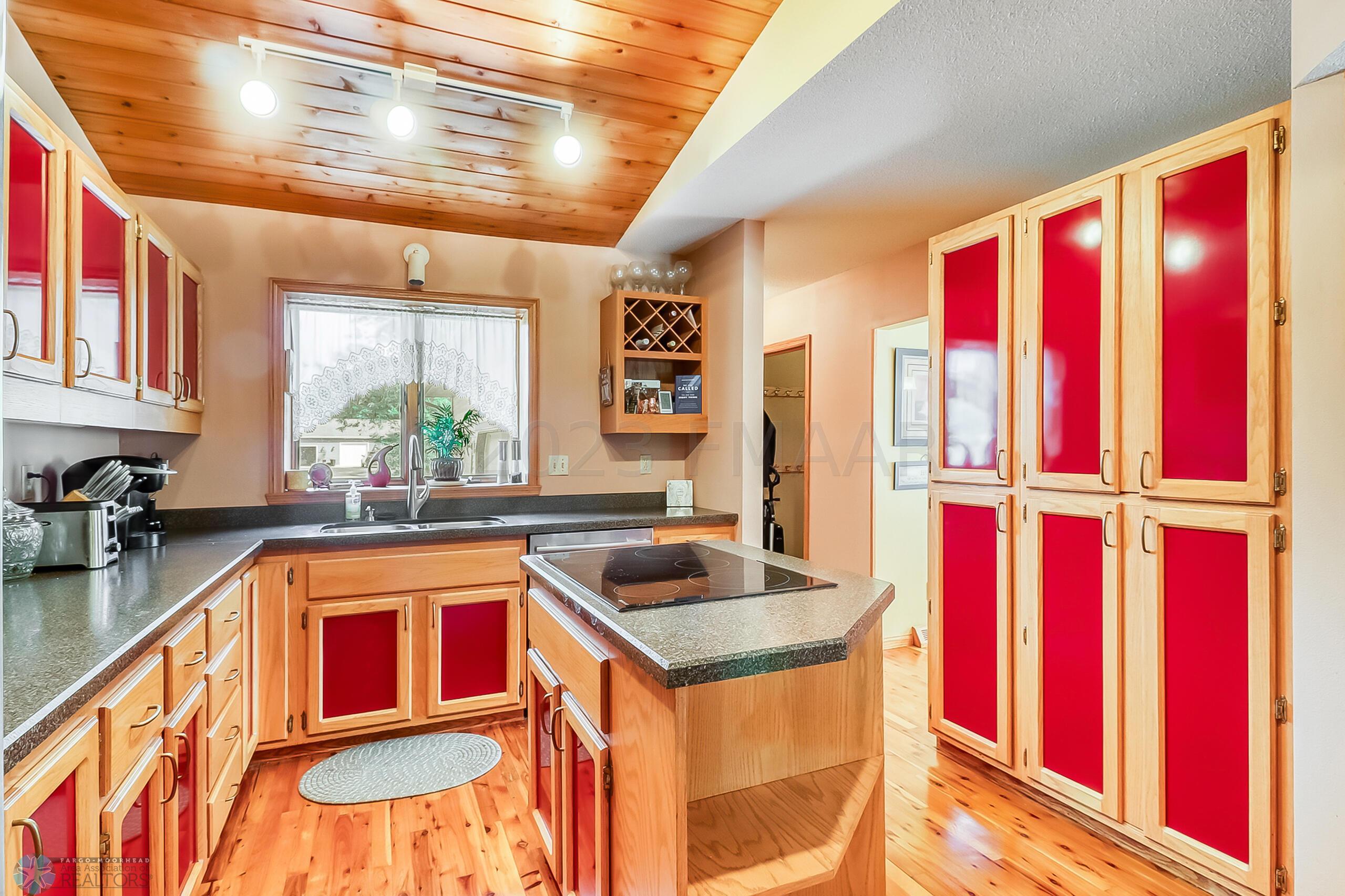 Kitchen1_0